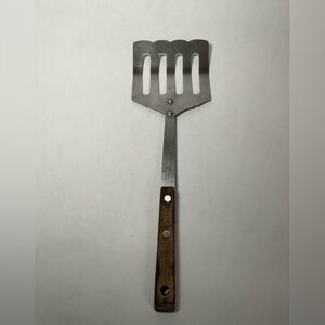 Vintage HOUSEHOLD 11" Brown Handle Slotted Cooking Spatula Flipper w/Fluted Edge